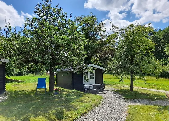 캠프장 Weides Campinghuetten, Stellplaetze Fuer Camper, Wohnmobil, Eigenes Zelt 쿠프스