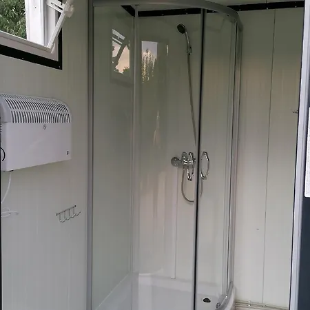 Weides Campinghuetten, Stellplaetze Fuer Camper, Wohnmobil, Eigenes Zelt * Küps