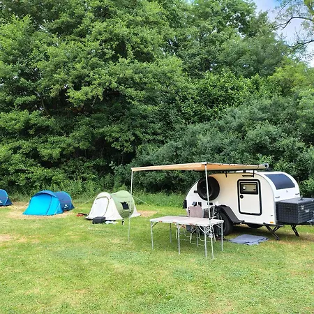 Weides Campinghuetten, Stellplaetze Fuer Camper, Wohnmobil, Eigenes Zelt مكان تخييم كُبس