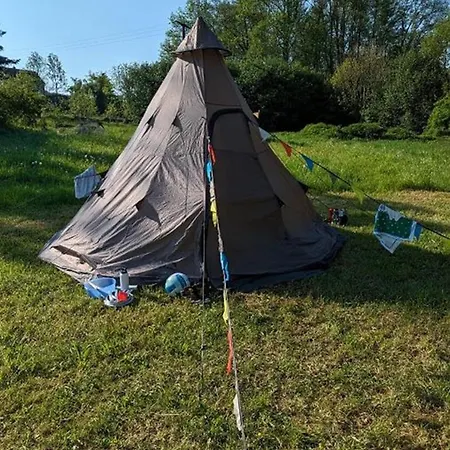 Weides Campinghuetten, Stellplaetze Fuer Camper, Wohnmobil, Eigenes Zelt Kemp